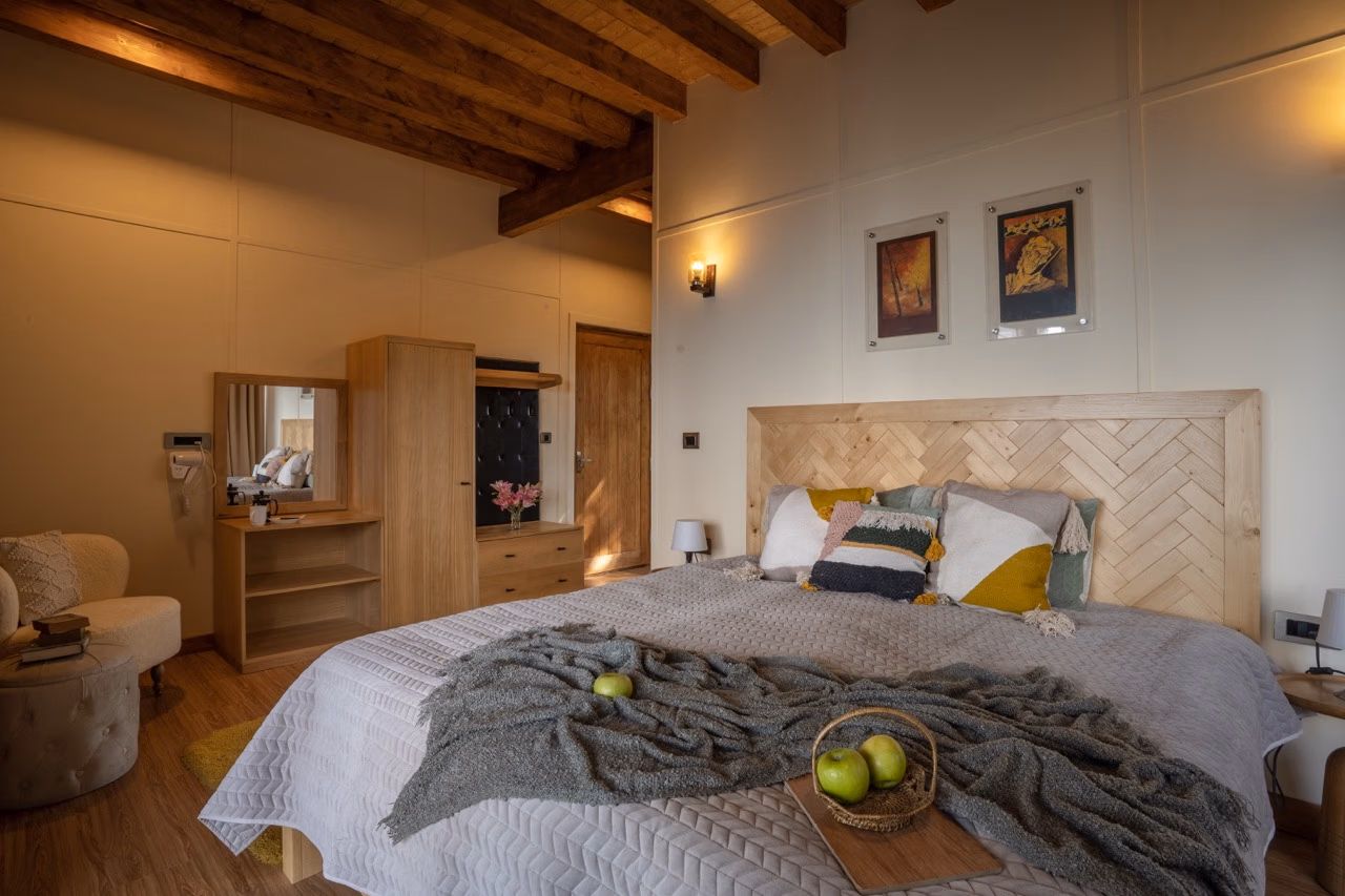 Avalon Cottages – 5 bedroom villa in Kanatal, Uttarakhand