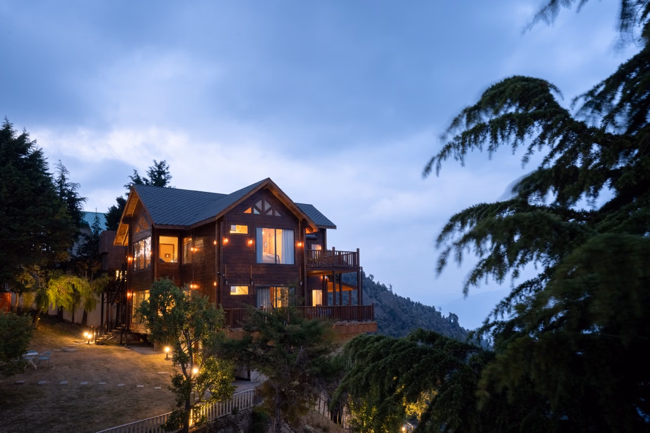 Avalon Cottages – 5 bedroom villa in Kanatal, Uttarakhand