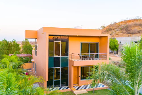 Jeevan Tara Villa | 3-BHK Pet-friendly Retreat: Private Pool, Garden & Scenic Views – 3 bedroom villa in Udaipur, Rajasthan