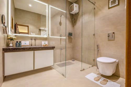 Lush Villa | 6-BHK Pet-Friendly Villa with Pool, Jacuzzi, Gazebo & Garden – 6 bedroom villa in Igatpuri, Maharashtra