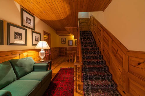 Maharaja Suite @ The Imperial Estate – 1 bedroom villa in Manali, Himachal Pradesh
