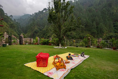 Spirits Unplugged w/ Outdoor Pool – 4 bedroom villa in Shimla, Himachal Pradesh