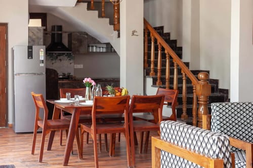 Amara Dusk | 4-BHK | Hill Views | Pet friendly | Proximity to Kainchi Dham  – 4 bedroom villa in Nainital, Uttarakhand