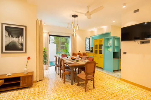 Laguna Pulse | Luxe Pet-friendly 4-BHK Retreat With Private Pool, Garden & Bar
