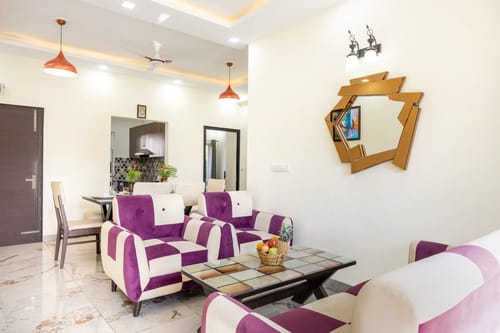 Kingdom Heartz | Elegant Pet-friendly 2-BHK Apartment With Balcony, Common Pool, Common Garden & Restaurant  – 2 bedroom villa in Nainital, Uttarakhand