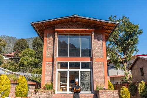 Casa Gaula | 4-BHK Cottage with  Lawn and Outdoor Sit-Out | 20 mins away from Bhimtal Lake – 4 bedroom villa in Bhimtal, Uttarakhand