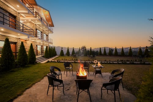 Stone Age | 1-Suite with Restaurant, Reception and Garden