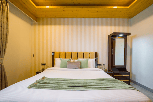 Cliff Vallis | Hill View 3-BHK Apartment with Balcony & Common Play Zone – 3 bedroom villa in Shimla, Himachal Pradesh