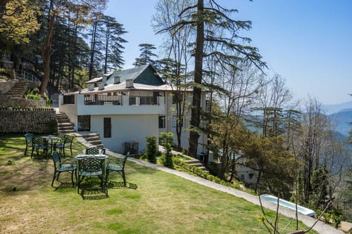 Pine Estate w/ Complimentary Breakfast – 6 bedroom villa in Shimla, Himachal Pradesh