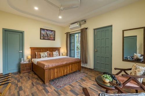 Pinecrest Manor – 4 bedroom villa in Kasauli, Himachal Pradesh