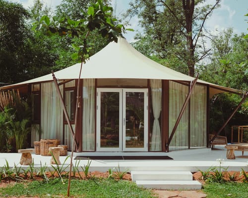 Bali Bay | 2 Balinese-Inspired 2-BHKs & 2 Boho Tents with a Shared Pool, Jacuzzi, Bar Lounge & Cabanas – 6 bedroom villa in Bengaluru, Karnataka