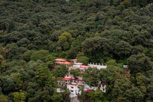 Aspen heights – 6 bedroom villa in Mussoorie, Uttarakhand