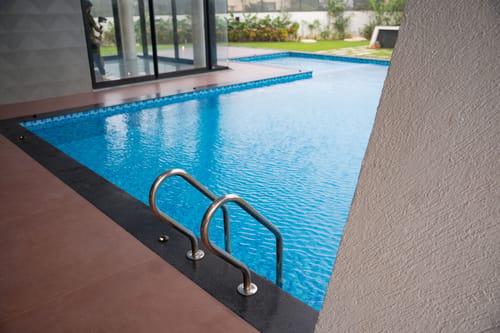 JD Beach Vacay | 4-BHK Oceanfront Beach Villa with Spacious Lawn, Ambient-Lit Bar & Private Beach Access – 4 bedroom villa in Chennai, Tamil Nadu