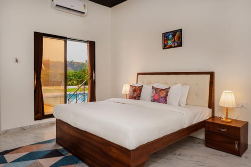 Mango Splash – 8 bedroom villa in Karjat, Maharashtra