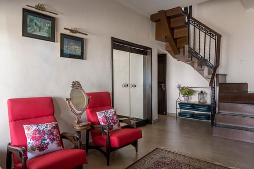 Horizon W/ Outdoor Pool – 4 bedroom villa in Kasauli, Himachal Pradesh