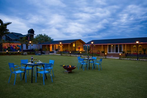 Esh Cottages Moss | Hilltop 2-BHK Retreat with Open-air Jacuzzi, Shared Garden, Pool & Cosy Lounge