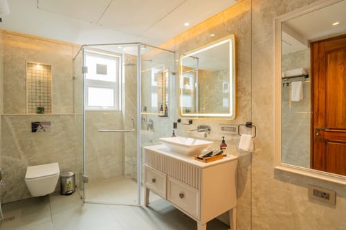 The Royce Daisy | Ultra-Luxe 4-BHK Villa With Private Pool, Jacuzzi, Steam Room & 360° Hill Views