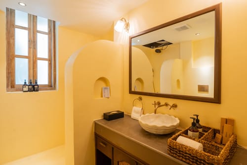 Amayah Tattva | 3- BHK Escape With Steam Room, Open-to-Sky Shower & Private Pool