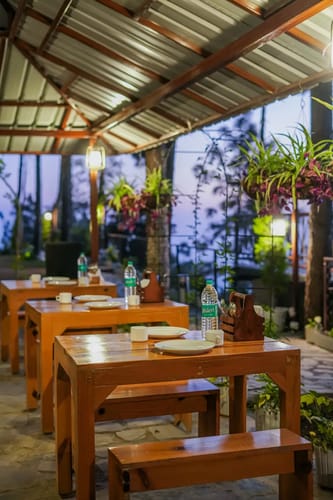 The Dove - Cottage with Jacuzzi – 1 bedroom villa in Mussoorie, Uttarakhand