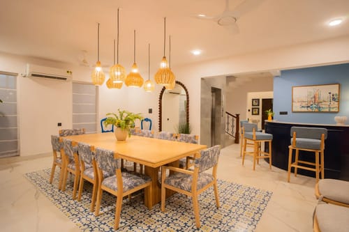 Villa Casa Del Mundo | Luxe Pet-friendly 4-BHK Villa With Pvt Pool, Bar, Lift & Scenic Hill Vistas  – 4 bedroom villa in North Goa, Goa
