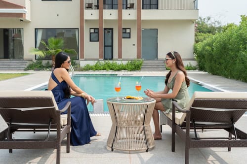 Deluxe Room @ Eleganza Villas – 2 bedroom villa in Jaipur, Rajasthan
