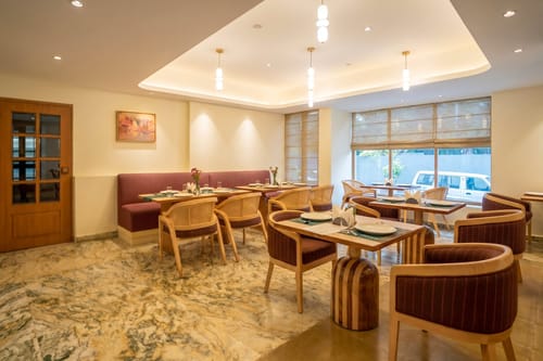 Executive King Rooms @ Fernwood – 3 bedroom villa in Bangalore, Karnataka