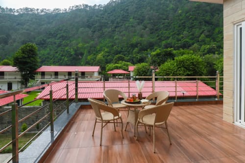 Avasa | 3-BHK | Lush Garden | Outdoor Sitting Area | Terrace | Gazebo – 3 bedroom villa in Nainital, Uttarakhand