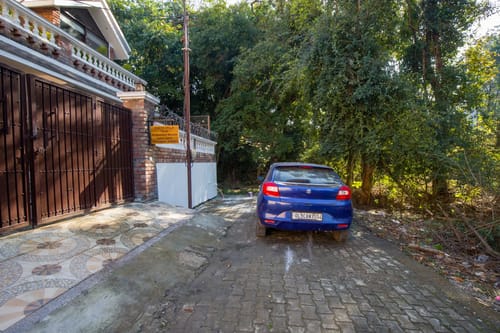 Rahta | 3-BHK Pet-friendly Retreat With Picturesque Balcony & Outdoor Patio – 3 bedroom villa in Dehradun, Uttarakhand