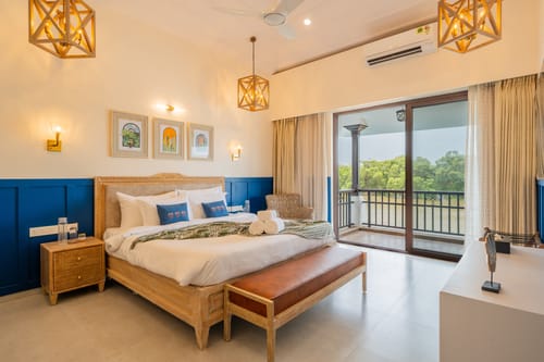 Villa Fleuve | 6-BHK Getaway By the River With Infinity Pool, Lift & Bar Lounge