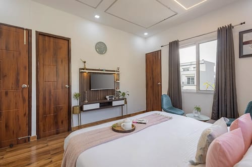 Baramasa | Pet-friendly 3-BHK Hill Retreat With Pool & Garden – 3 bedroom villa in Dehradun, Uttarakhand