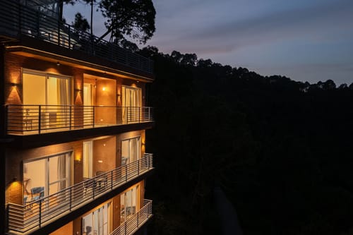 Onyx @ The Elmstone – 3 bedroom villa in Kasauli, Himachal Pradesh