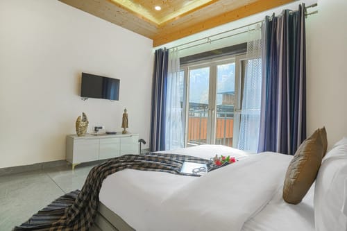 Cliff Trident | 3-BHK With Mountain Views  – 3 bedroom villa in Shimla, Himachal Pradesh