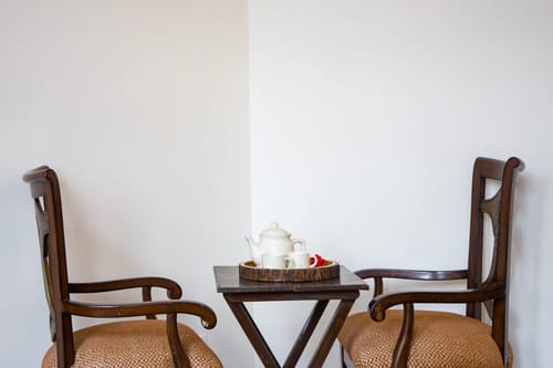 Kasauli Woods Cottage | Hillside 3-BHK Retreat With Outdoor Lounge, Balcony & Scenic Views