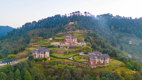 Villa Cedarwood @ Kaudia Estate – 3 bedroom villa in Mussoorie, Uttarakhand