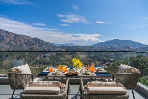 The Himalayan Den – 8 bedroom villa in Kasauli, Himachal Pradesh