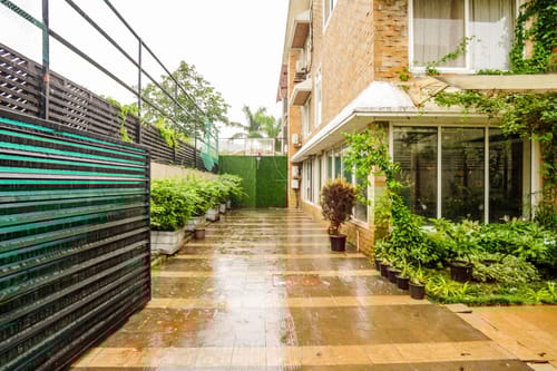 Ayur Kutir | 9-BHK Retreat With Private Pool, Glass Pool, Garden, Gazebo, Jacuzzi & Spa room