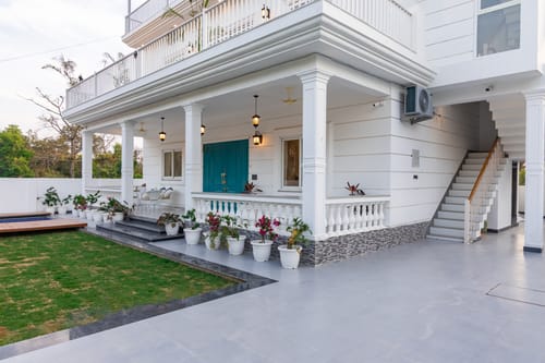 The Kimadi House | 4-BHK English-Style Villa With Rooftop, Pool & Mussoorie Views – 4 bedroom villa in Dehradun, Uttarakhand
