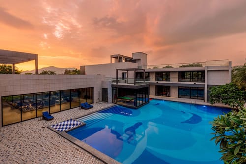 Colossus, Khalapur – 9 bedroom villa in Lonavala, Maharashtra