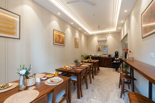 Comfort Room @ Vista Residences at GK-1 – 8 bedroom villa in Delhi-ncr, Delhi
