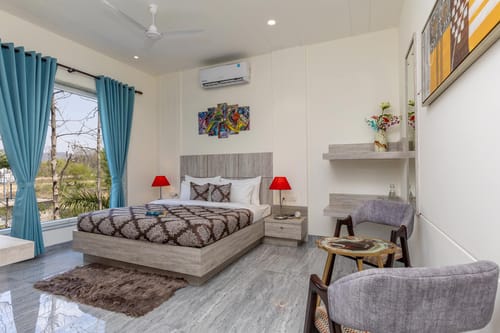 Cedar @ Corbett Calling