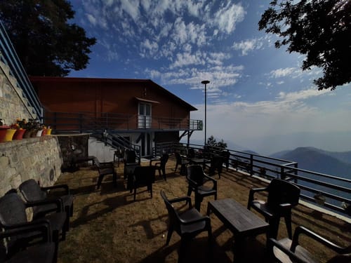 The Urban Escape Solace | 1 Deluxe Room With Hill Views – 1 bedroom villa in Bhimtal, Uttarakhand