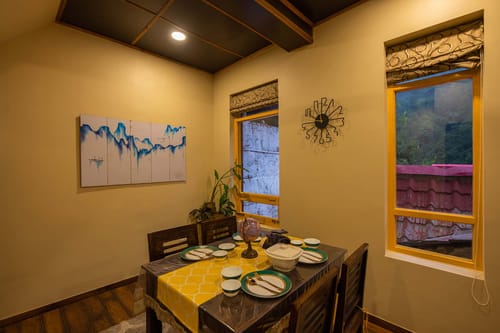 Spirits Unplugged w/ Outdoor Pool – 4 bedroom villa in Shimla, Himachal Pradesh