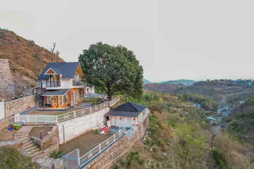 Woodpeckers Suite – 1 bedroom villa in Dehradun, Uttarakhand