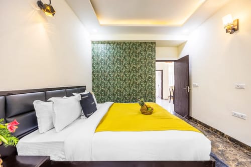 Kingdom Heartz | Elegant Pet-friendly 2-BHK Apartment With Balcony, Common Pool, Common Garden & Restaurant  – 2 bedroom villa in Nainital, Uttarakhand