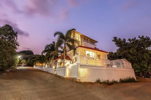 Villa Sunbird – 3 bedroom villa in North Goa, Goa