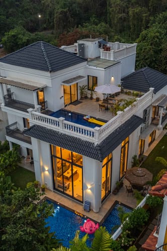 Casa Del Lusso – 5 bedroom villa in North Goa, Goa