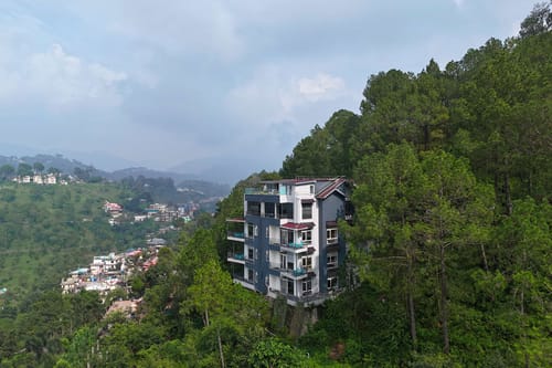 Pristine Pines – 8 bedroom villa in Kasauli, Himachal Pradesh