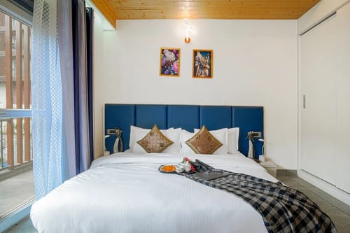 Cliff Trident | 3-BHK With Mountain Views  – 3 bedroom villa in Shimla, Himachal Pradesh