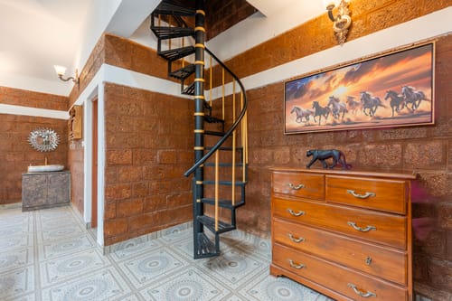 Courtyard Banyan | Rustic 2-BHK Pet-friendly Villa with Pool, Gazebo Amid Banyan Trees | Near Nandi Hills – 2 bedroom villa in Bengaluru, Karnataka