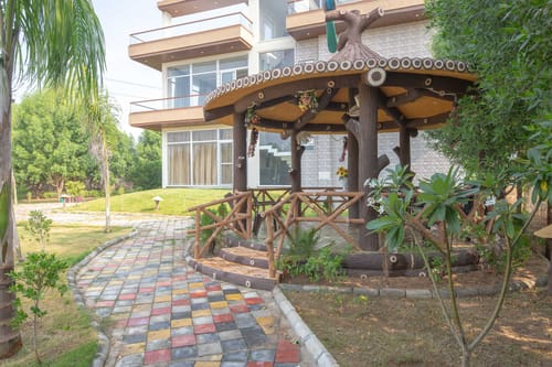 Echoes by the Aravalli